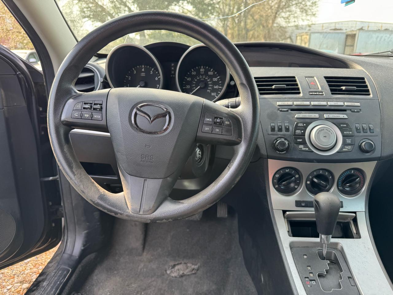 Mazda MAZDA3 i Touring 4-door 2010