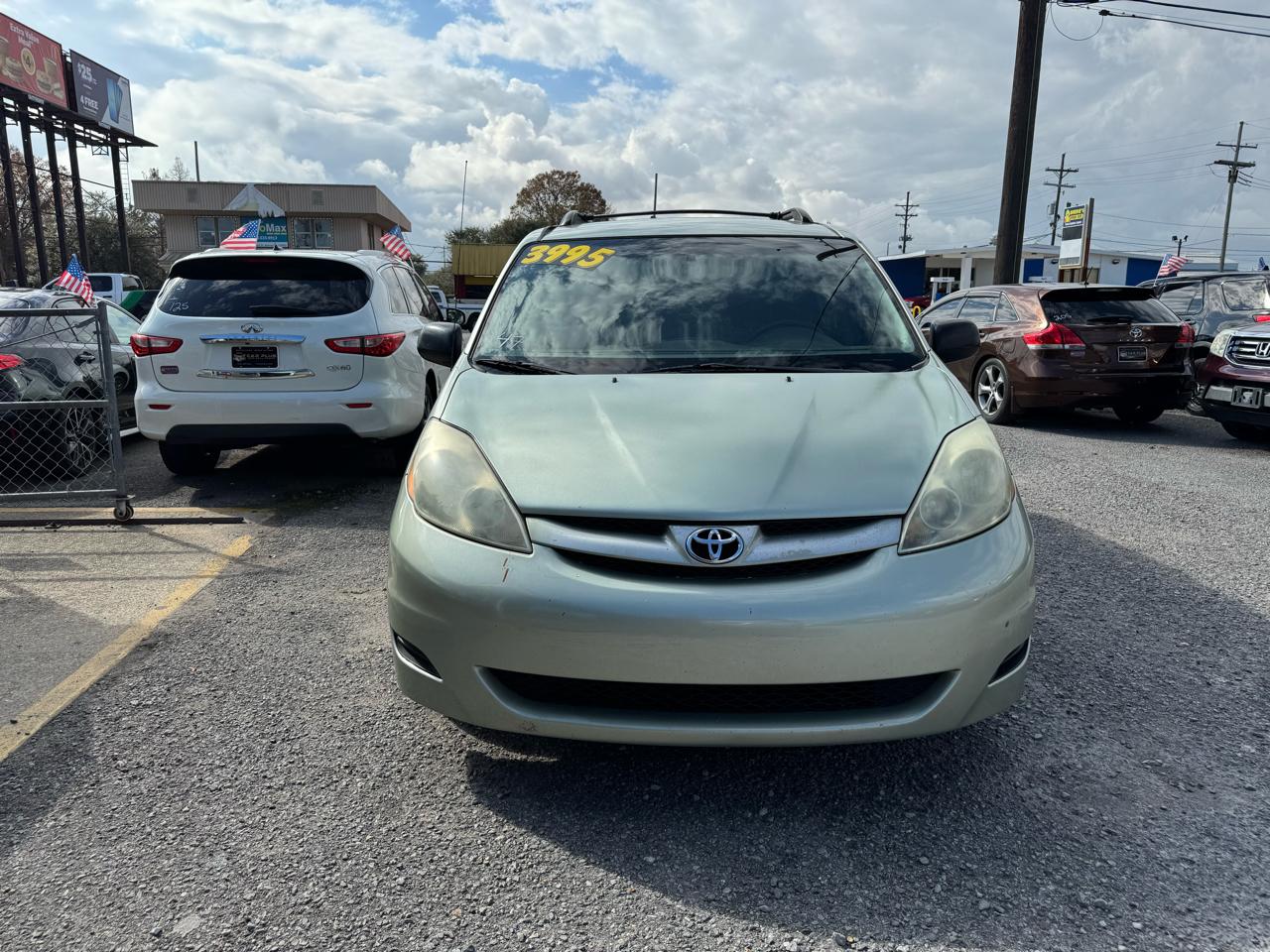 Toyota Sienna LE 7-Passenger 2006