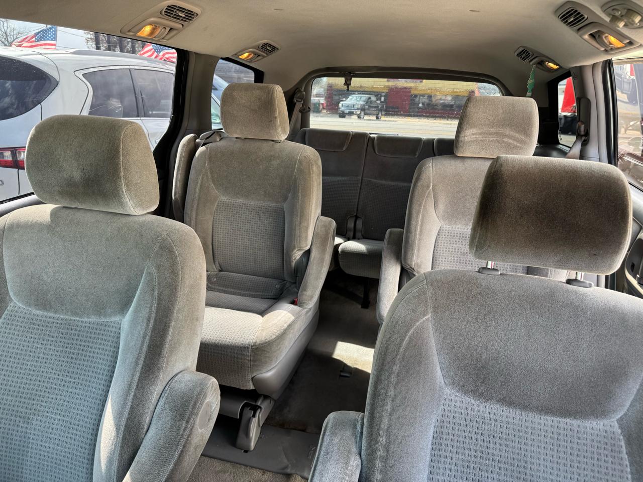 Toyota Sienna LE 7-Passenger 2006