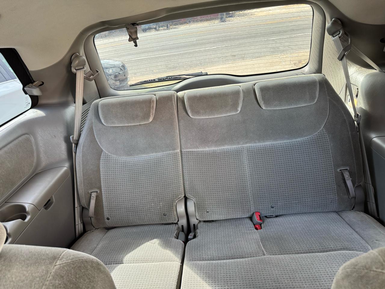 Toyota Sienna LE 7-Passenger 2006