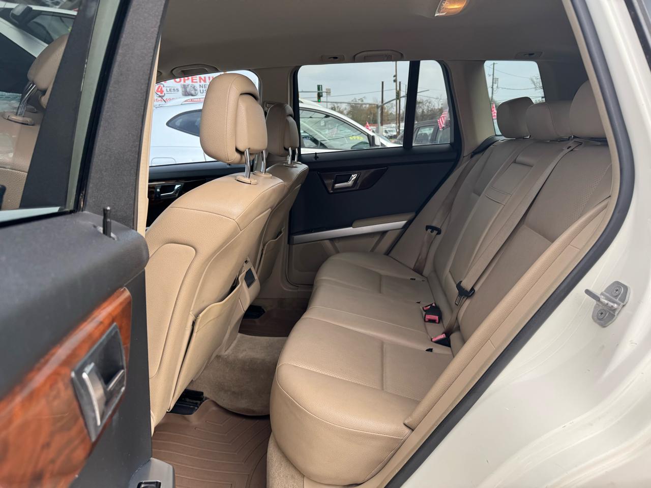 Mercedes-Benz GLK-Class GLK350 2010