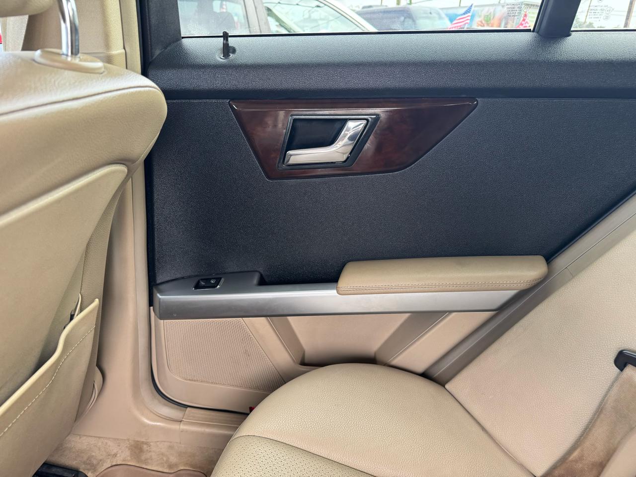 Mercedes-Benz GLK-Class GLK350 2010