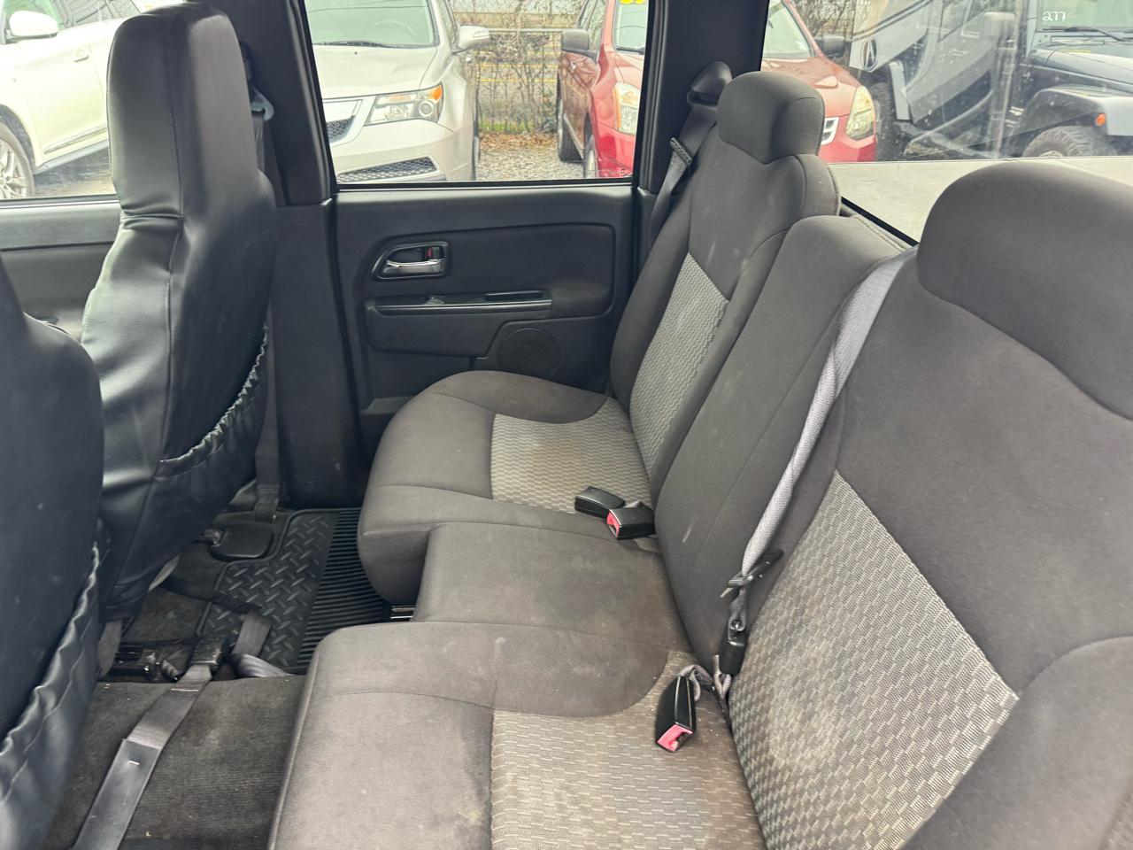 GMC Canyon SLE Crew Cab 2WD 2012