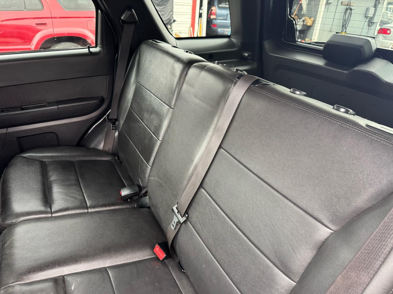 Ford Escape Limited FWD 2010