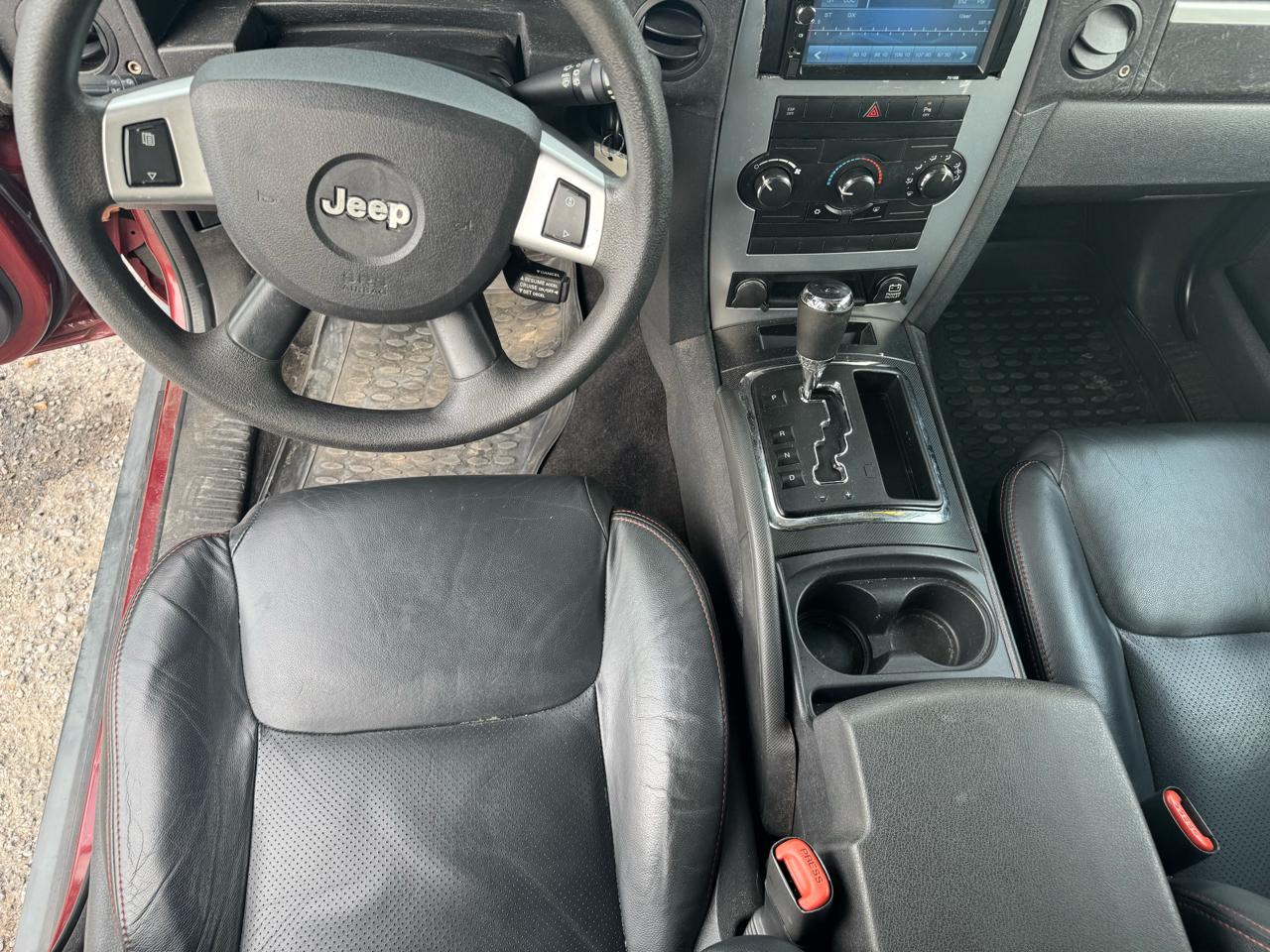 Jeep Commander Sport 4WD 2008