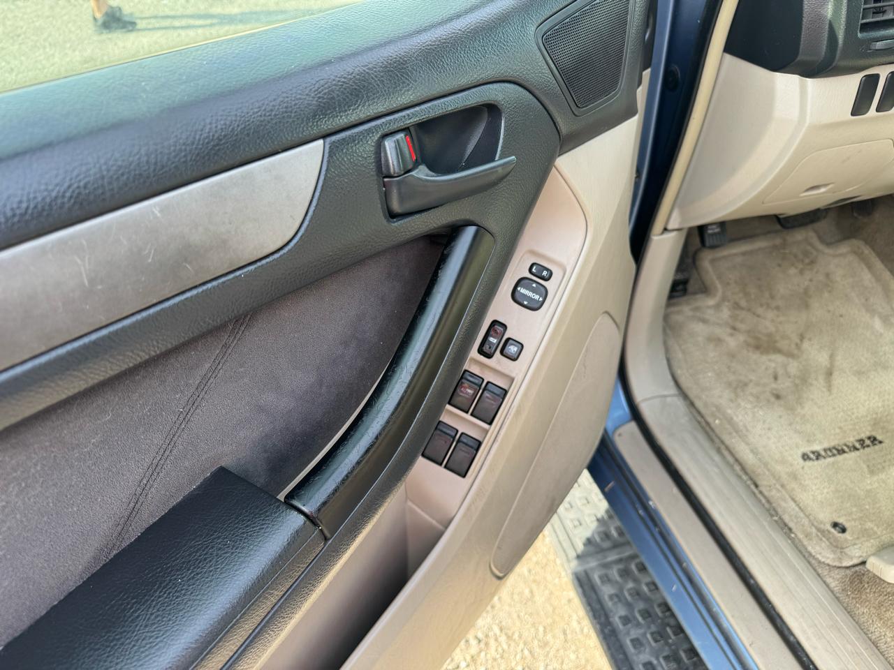 Toyota 4Runner SR5 2WD 2003