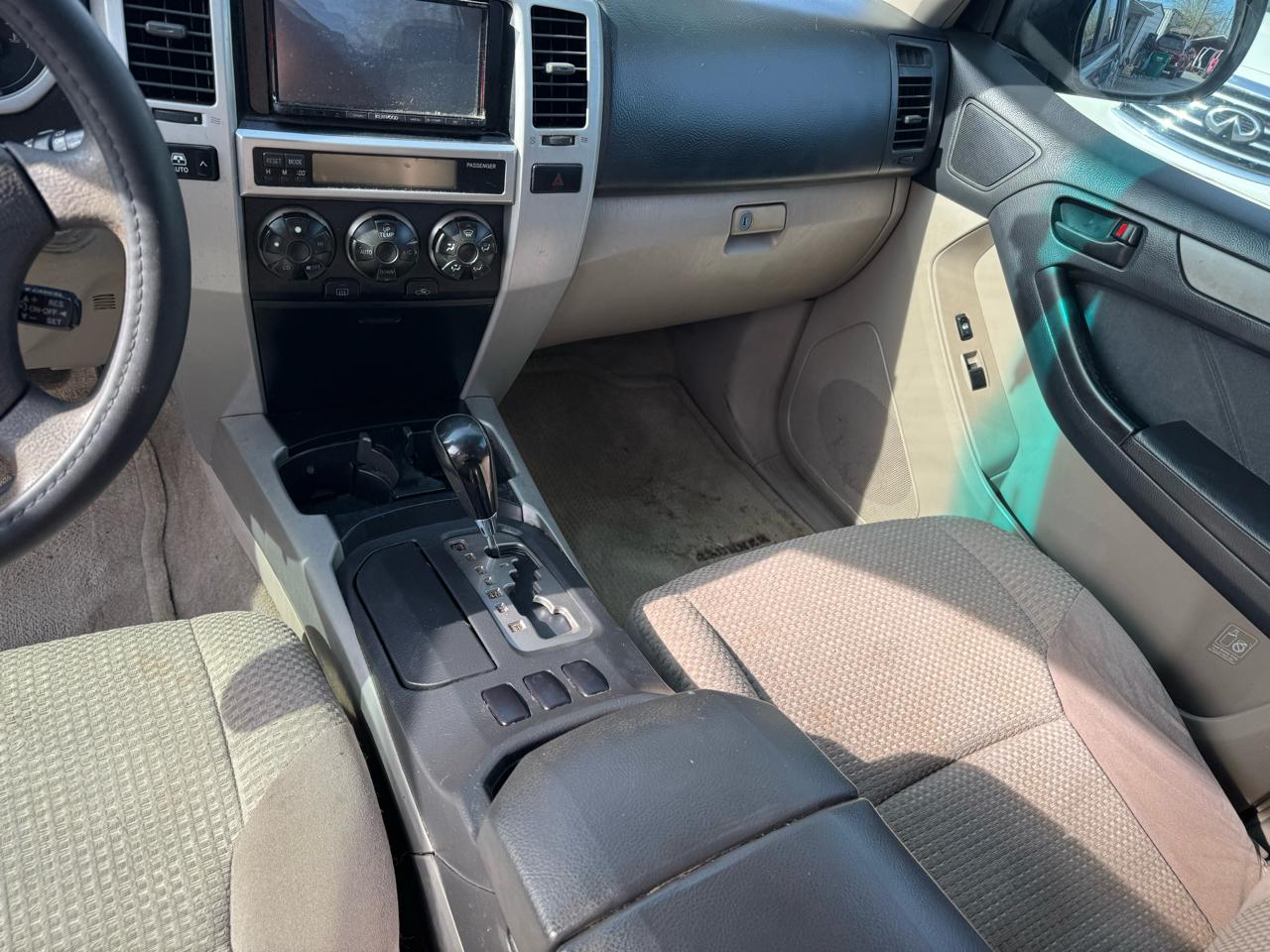 Toyota 4Runner SR5 2WD 2003