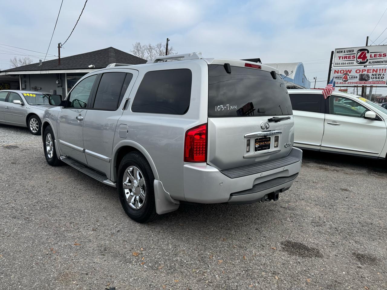 Infiniti QX56 RWD 2005