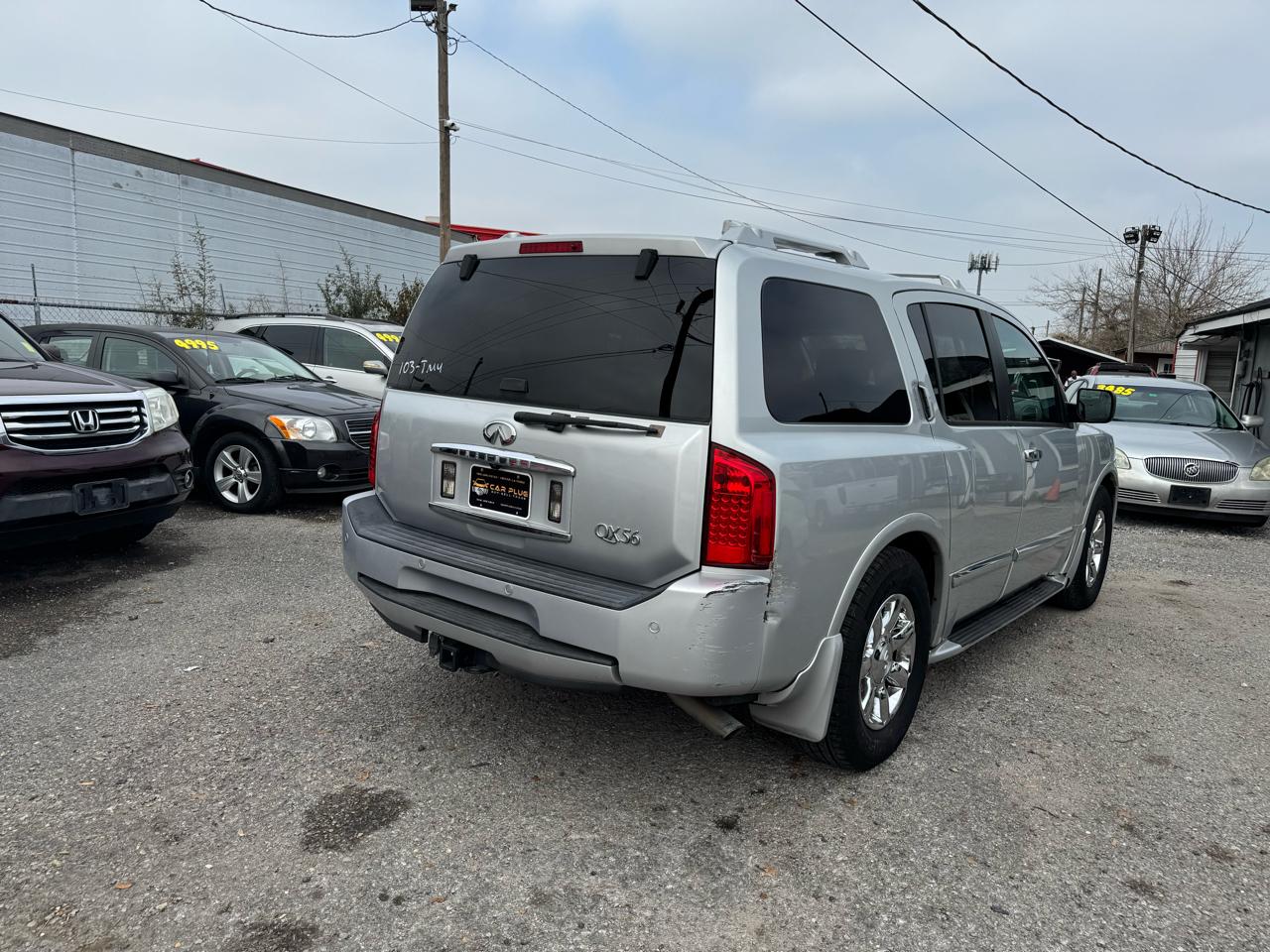 Infiniti QX56 RWD 2005