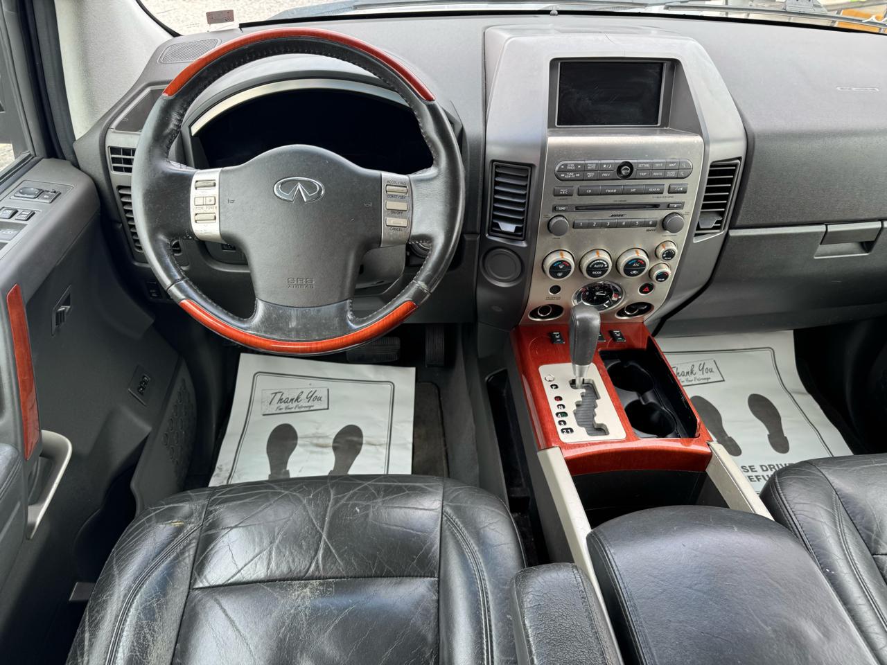 Infiniti QX56 RWD 2005