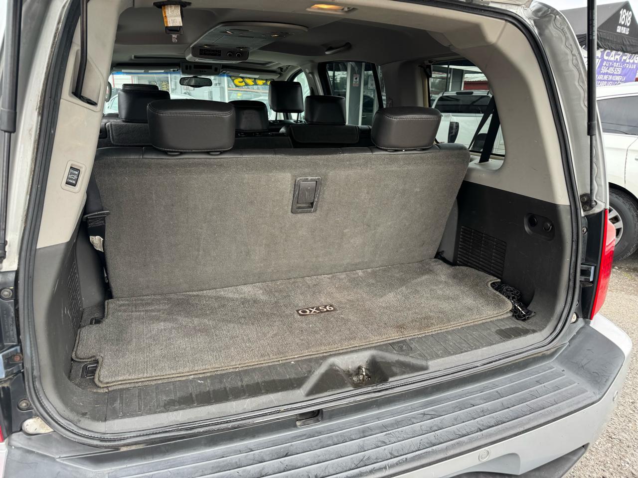 Infiniti QX56 RWD 2005