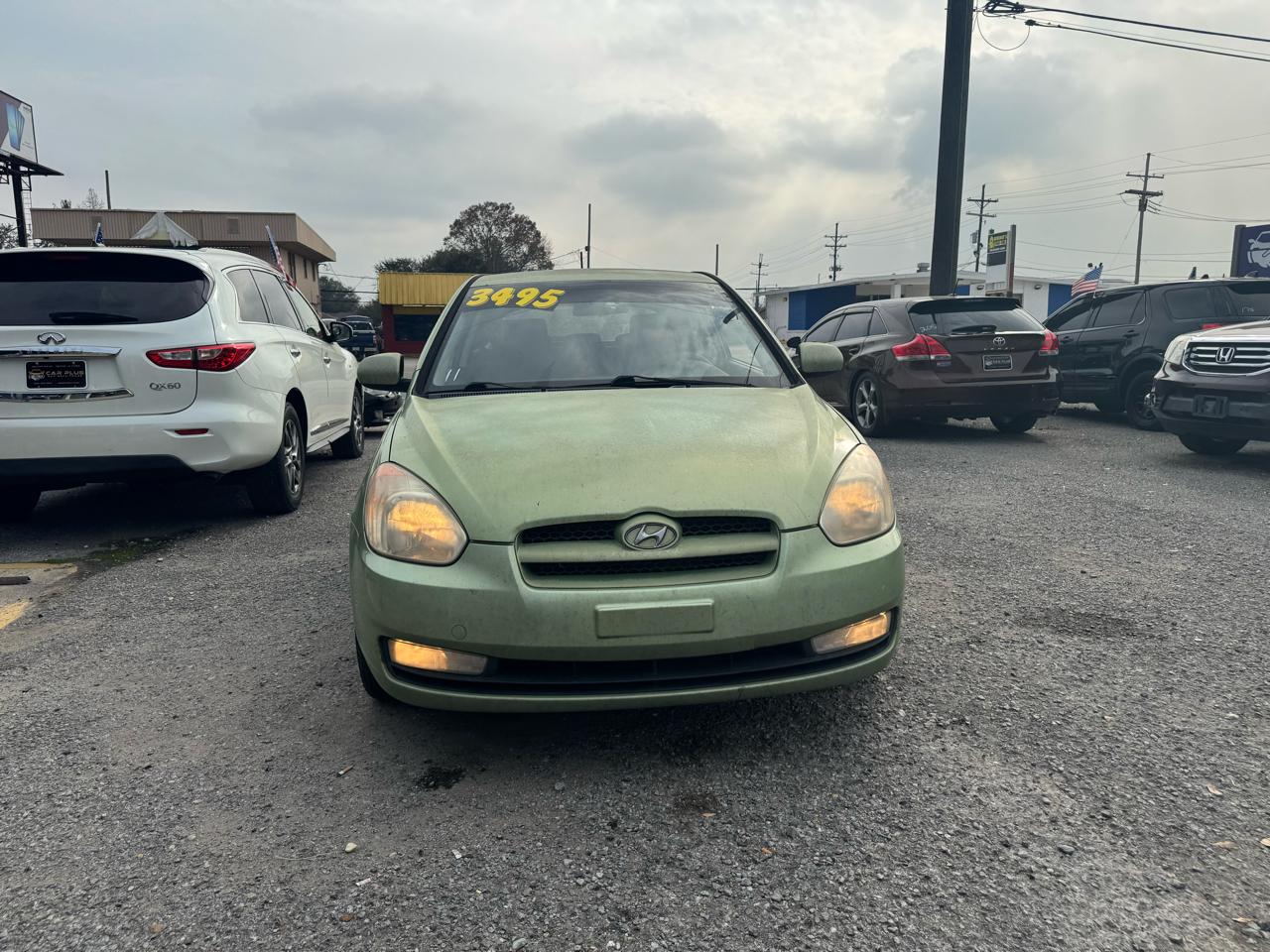 Hyundai Accent SE 3-Door 2011
