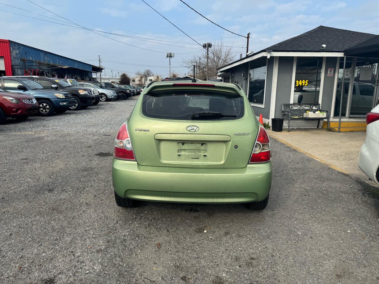 Hyundai Accent SE 3-Door 2011