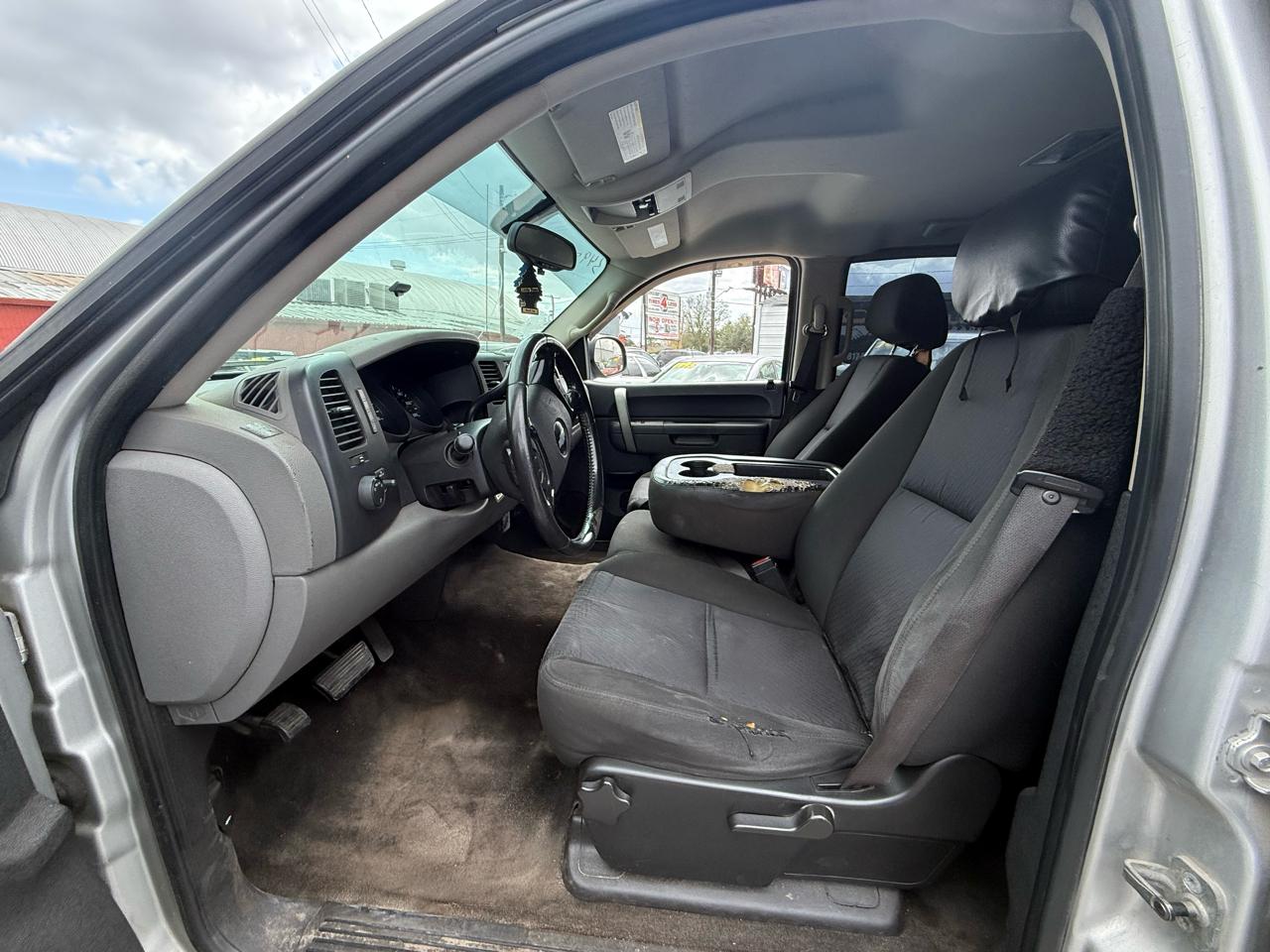 Chevrolet Silverado 1500 LS Crew Cab 2WD 2010