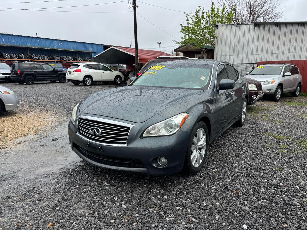 Infiniti M M37 2011