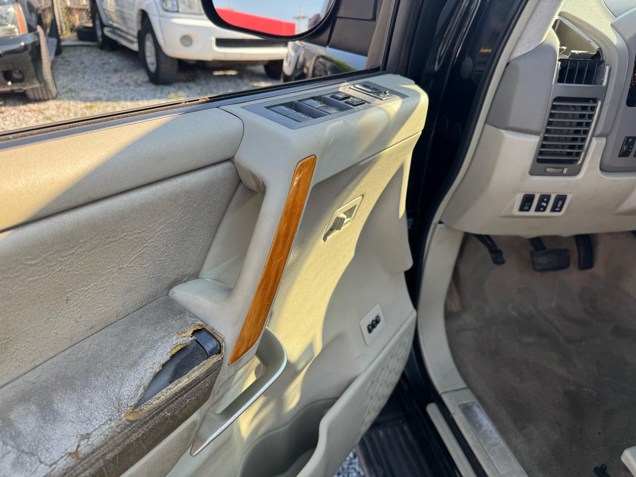 Infiniti QX56 AWD 2005