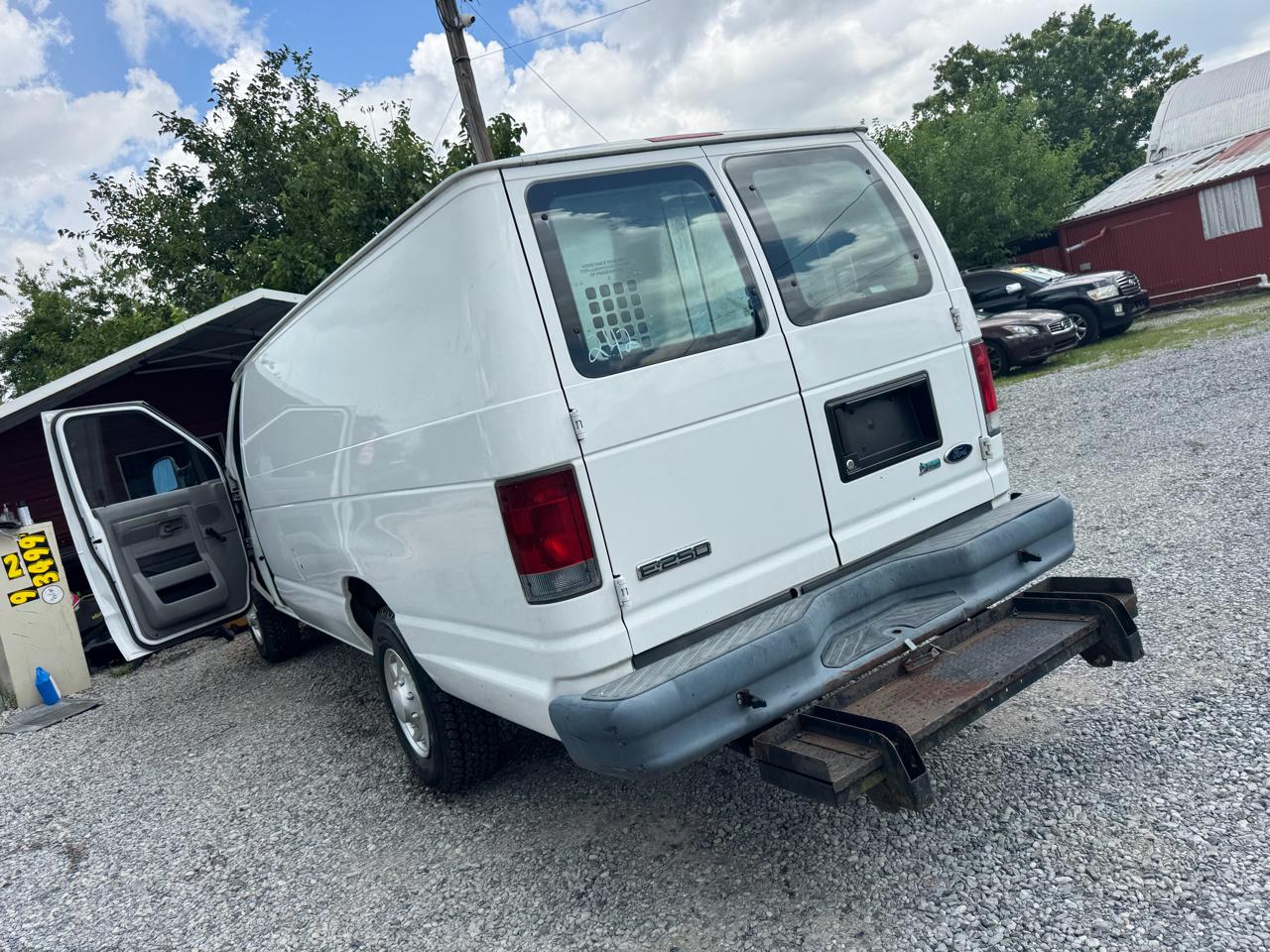 Ford Econoline E-250 Extended 2010
