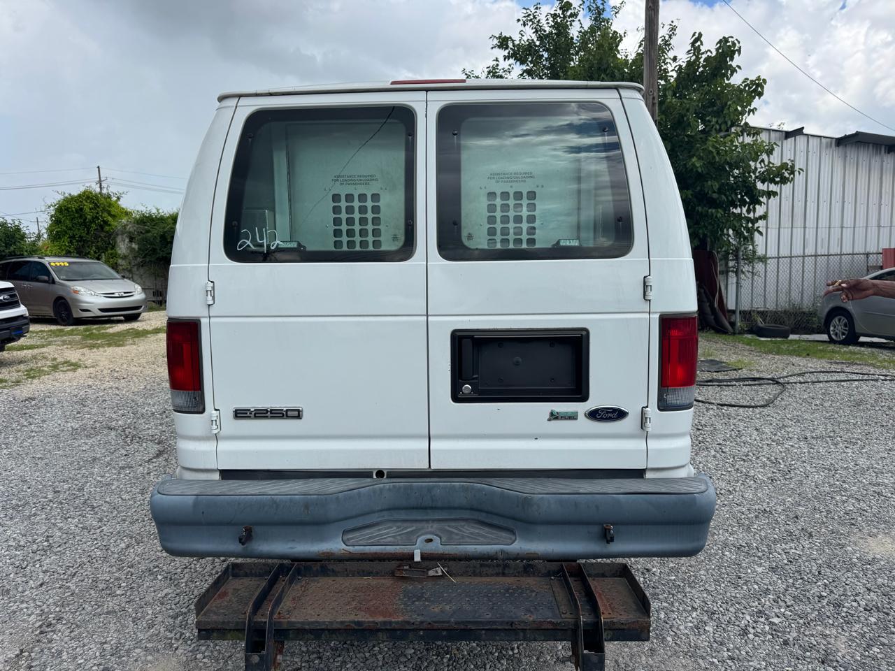 Ford Econoline E-250 Extended 2010