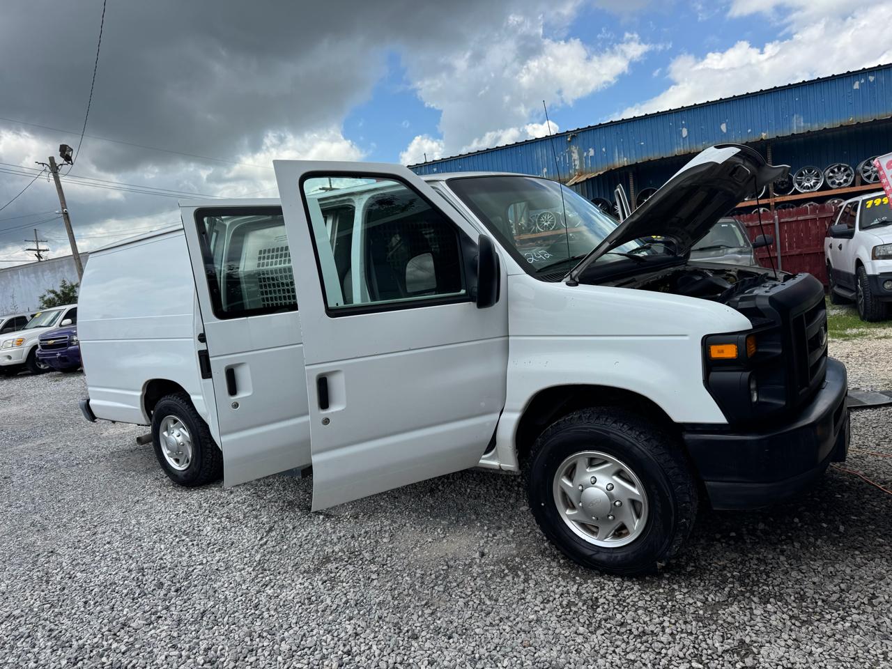 Ford Econoline E-250 Extended 2010