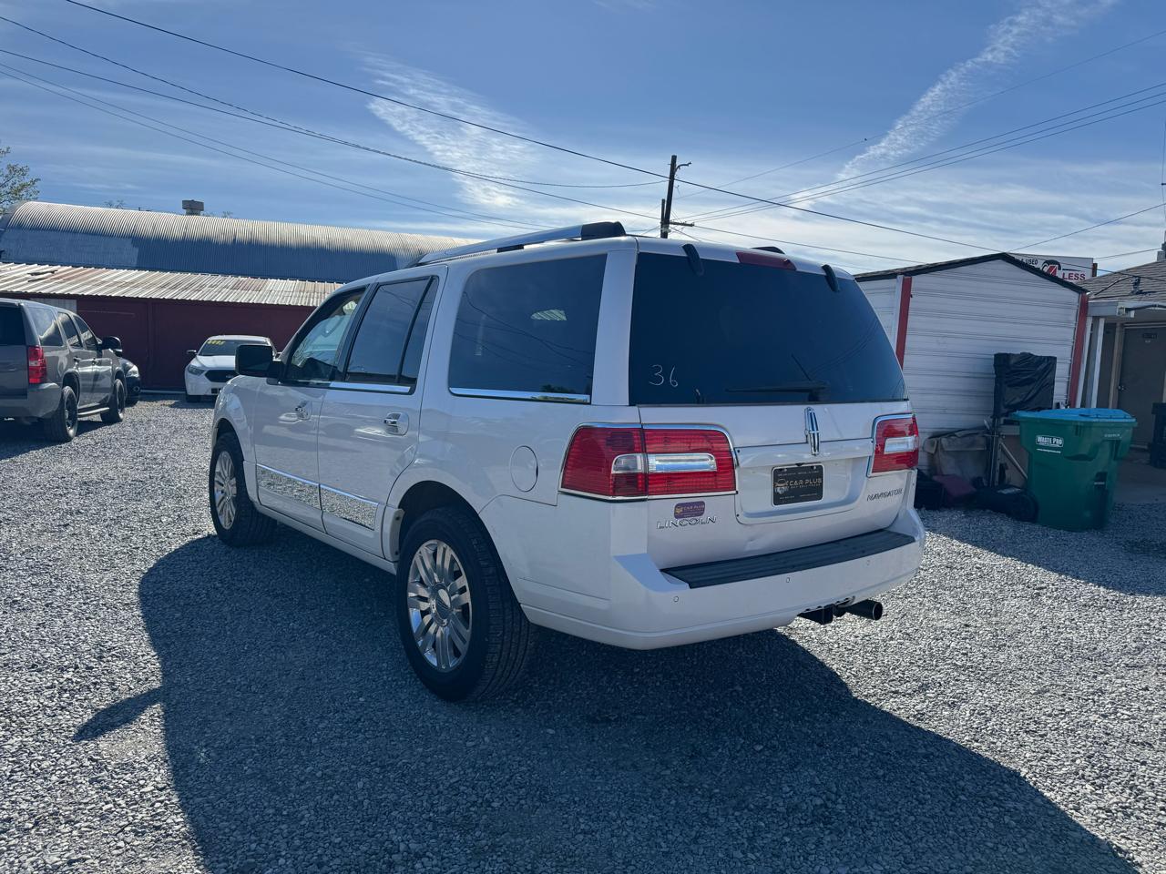 Lincoln Navigator 2WD 2011