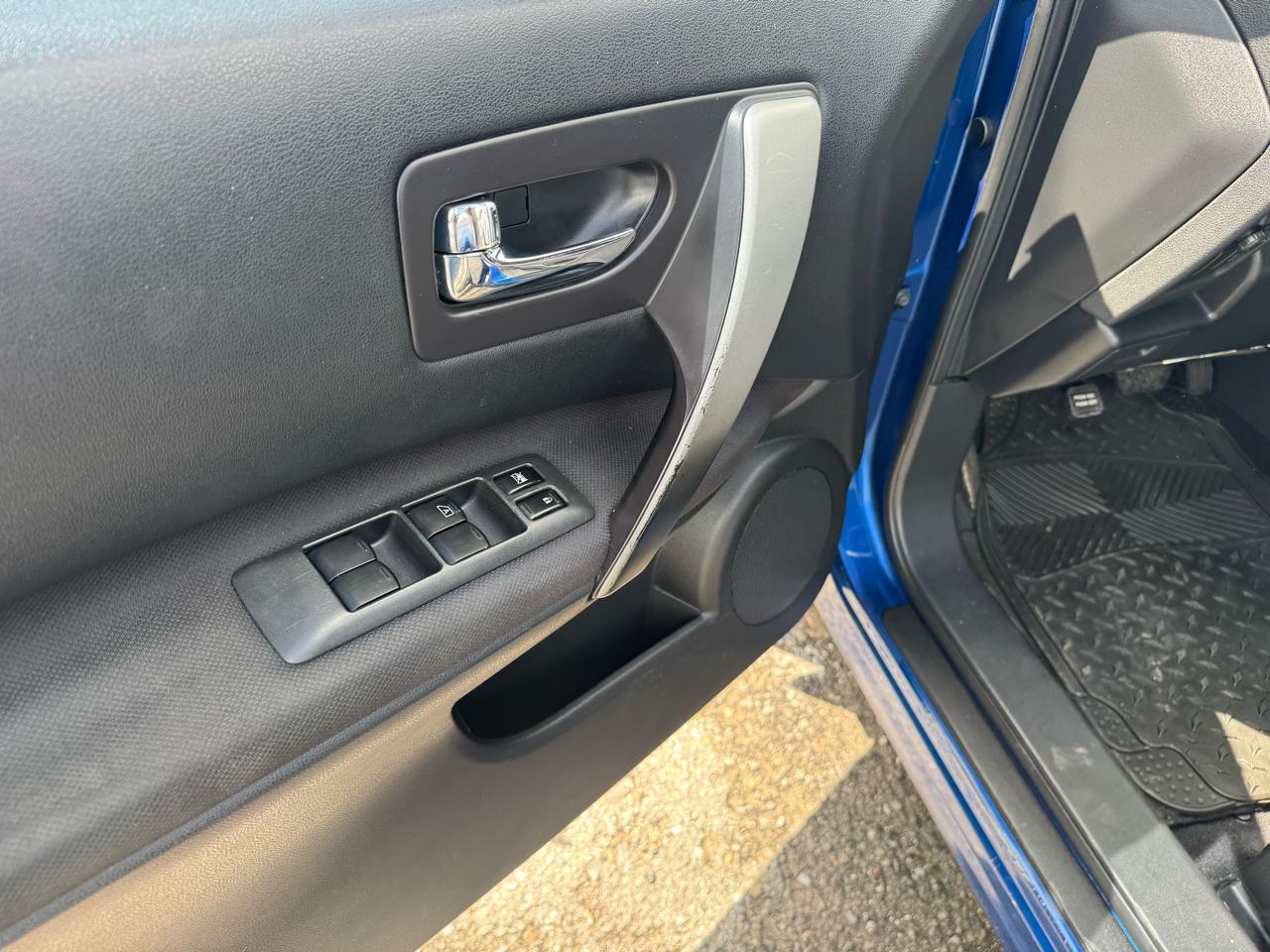 Nissan Rogue S 2WD 2008