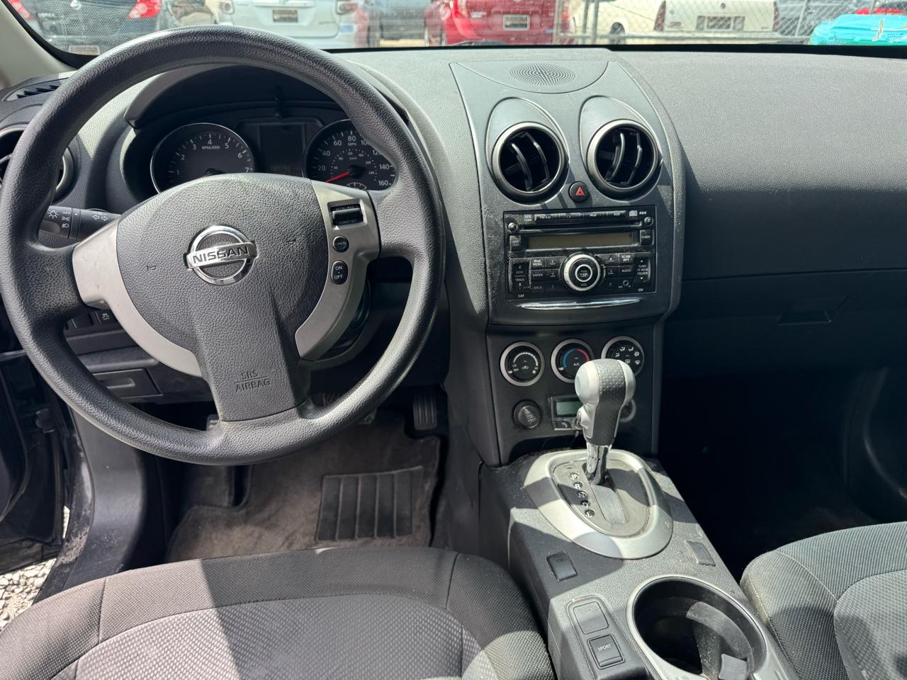 Nissan Rogue S FWD Krom Edition 2012