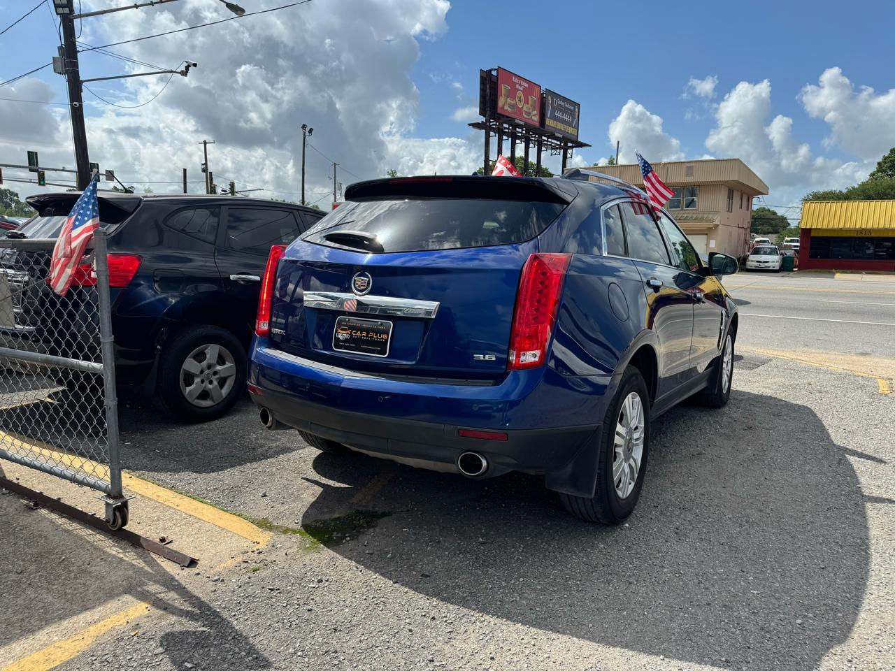 Cadillac SRX Luxury 2012