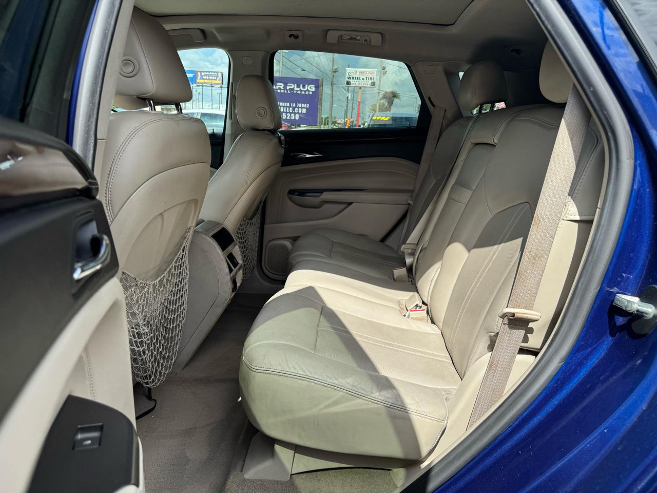Cadillac SRX Luxury 2012