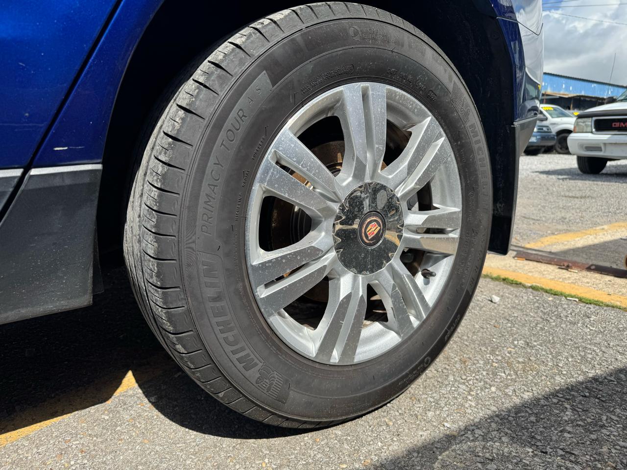 Cadillac SRX Luxury 2012