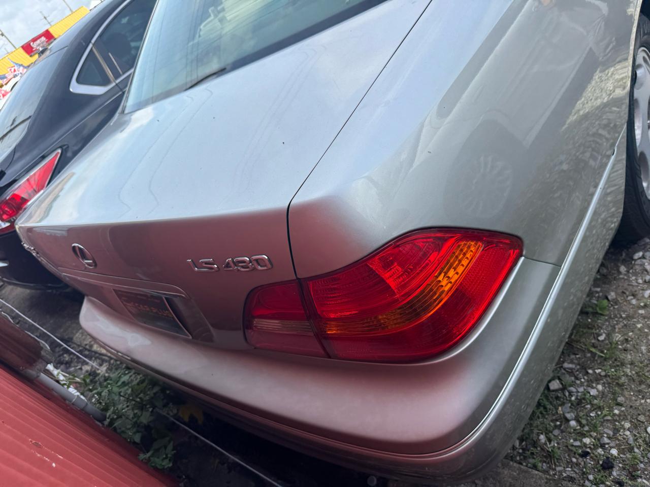 Lexus LS 430 Sedan 2001