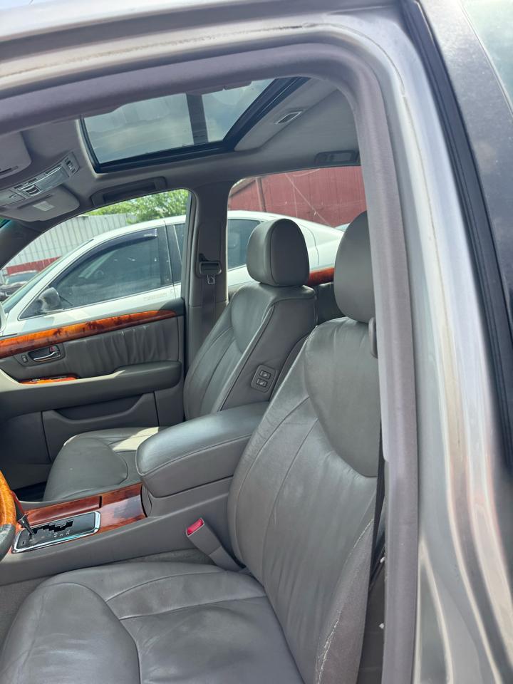 Lexus LS 430 Sedan 2001