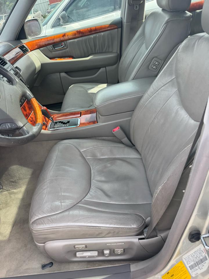 Lexus LS 430 Sedan 2001