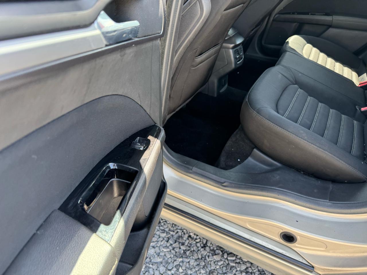 Ford Fusion SE 2015