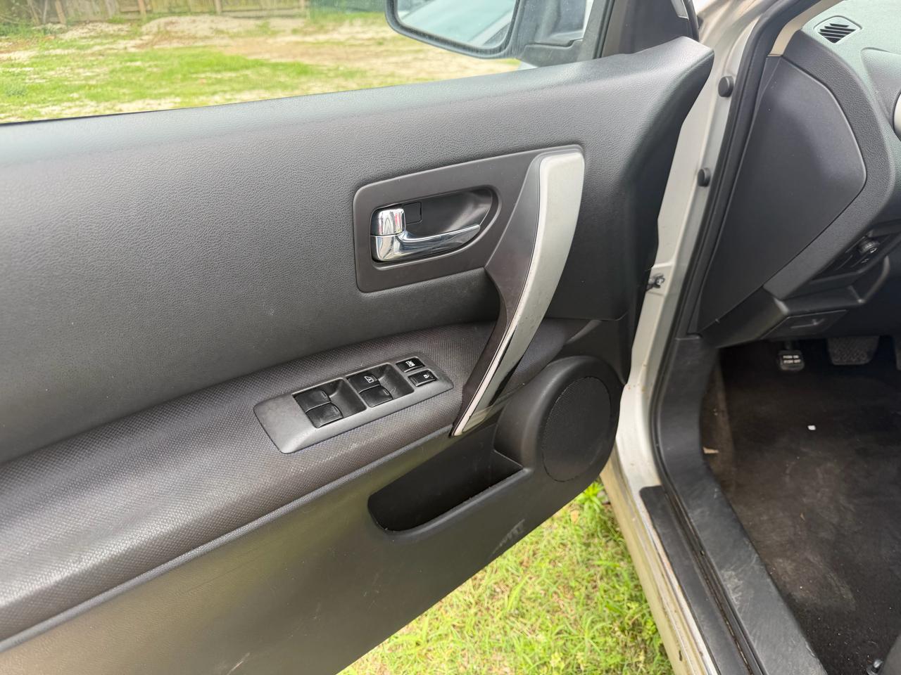 Nissan Rogue S 2WD 2008
