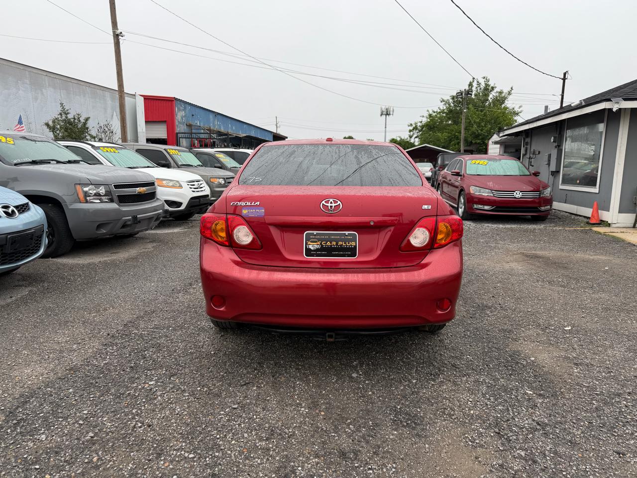 Toyota Corolla Base 5-Speed MT 2010