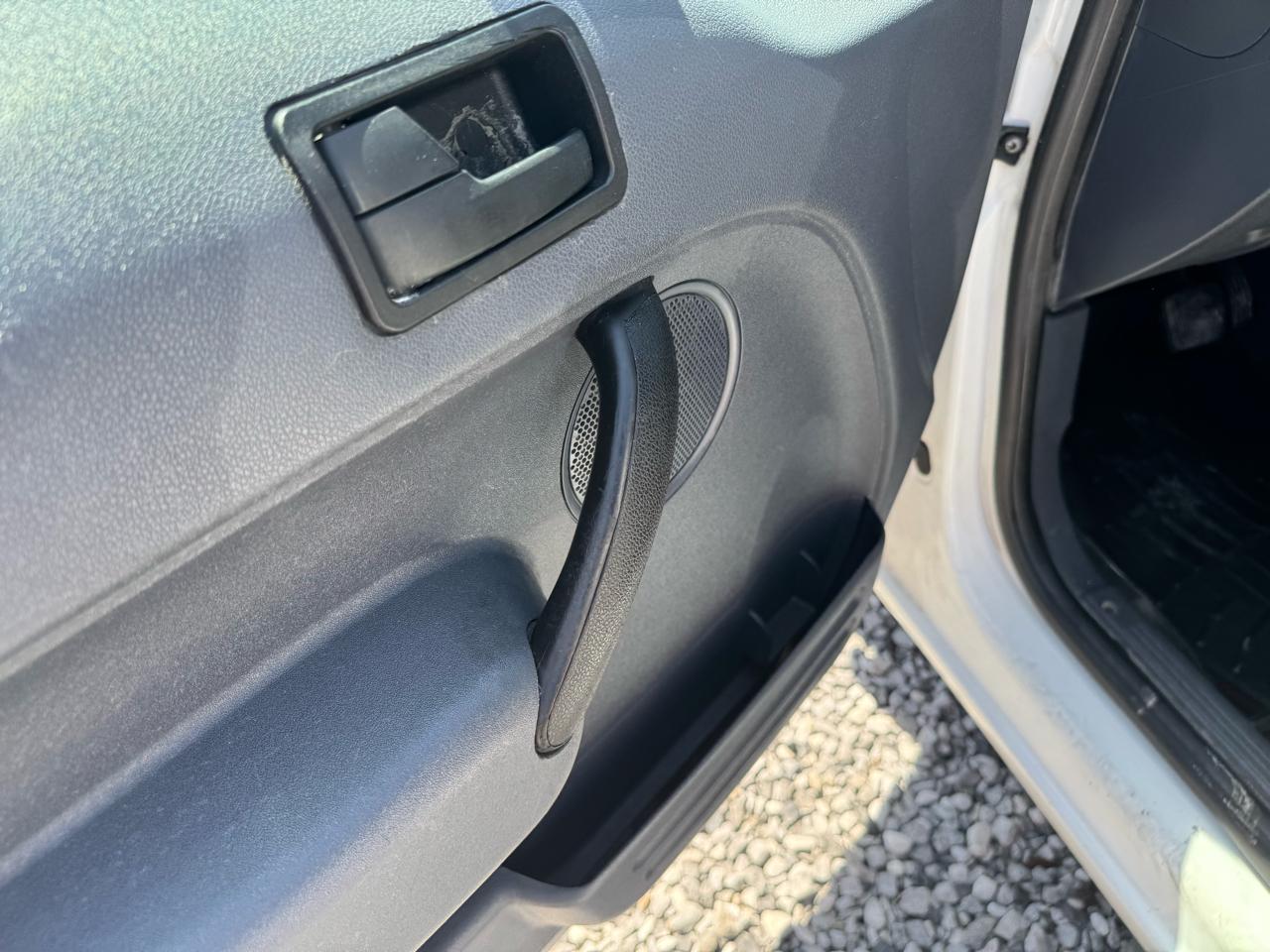 Ford Transit Connect XLT with Side and Rear Door Glass 2012