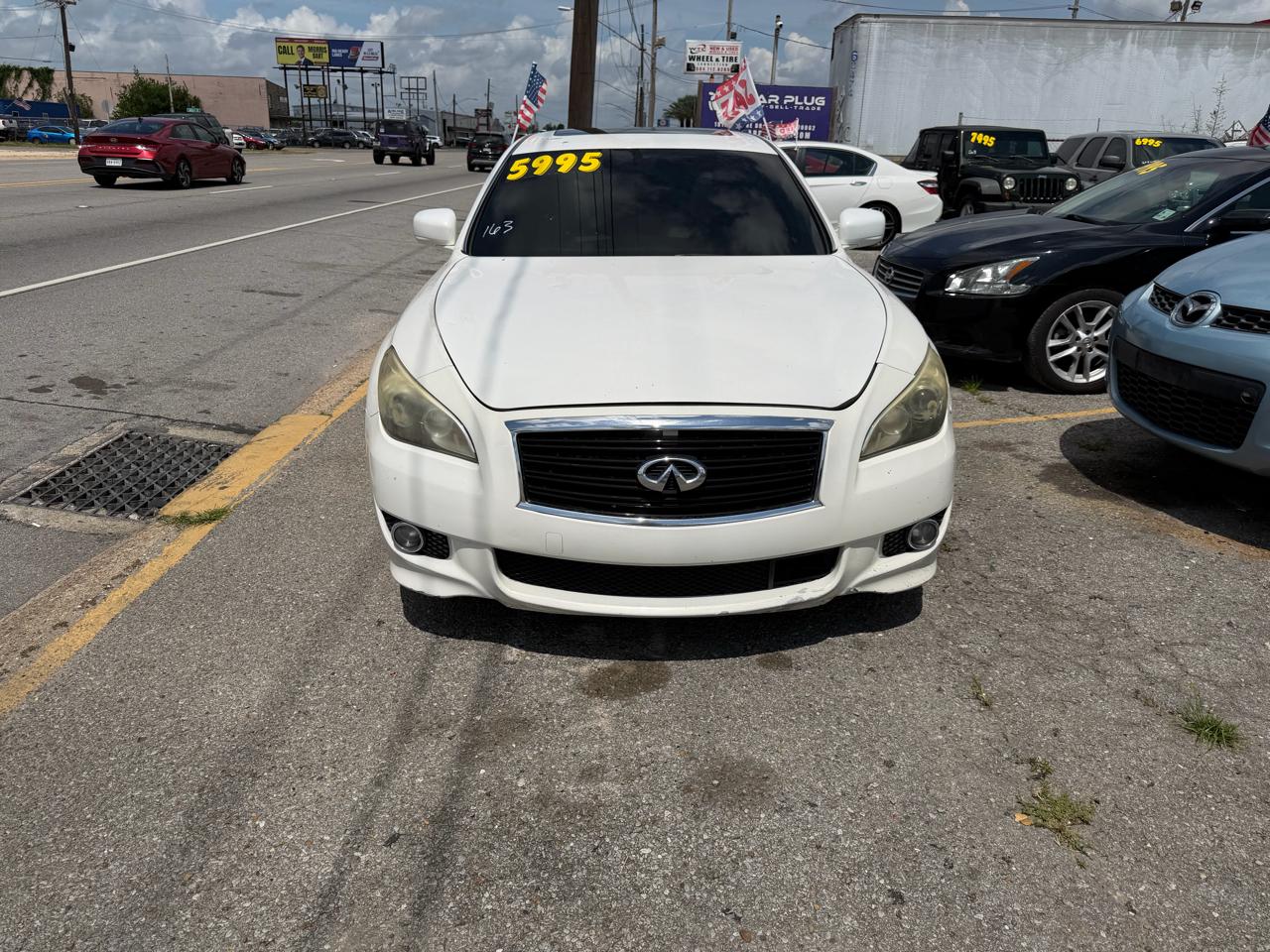 Infiniti M 37 2013