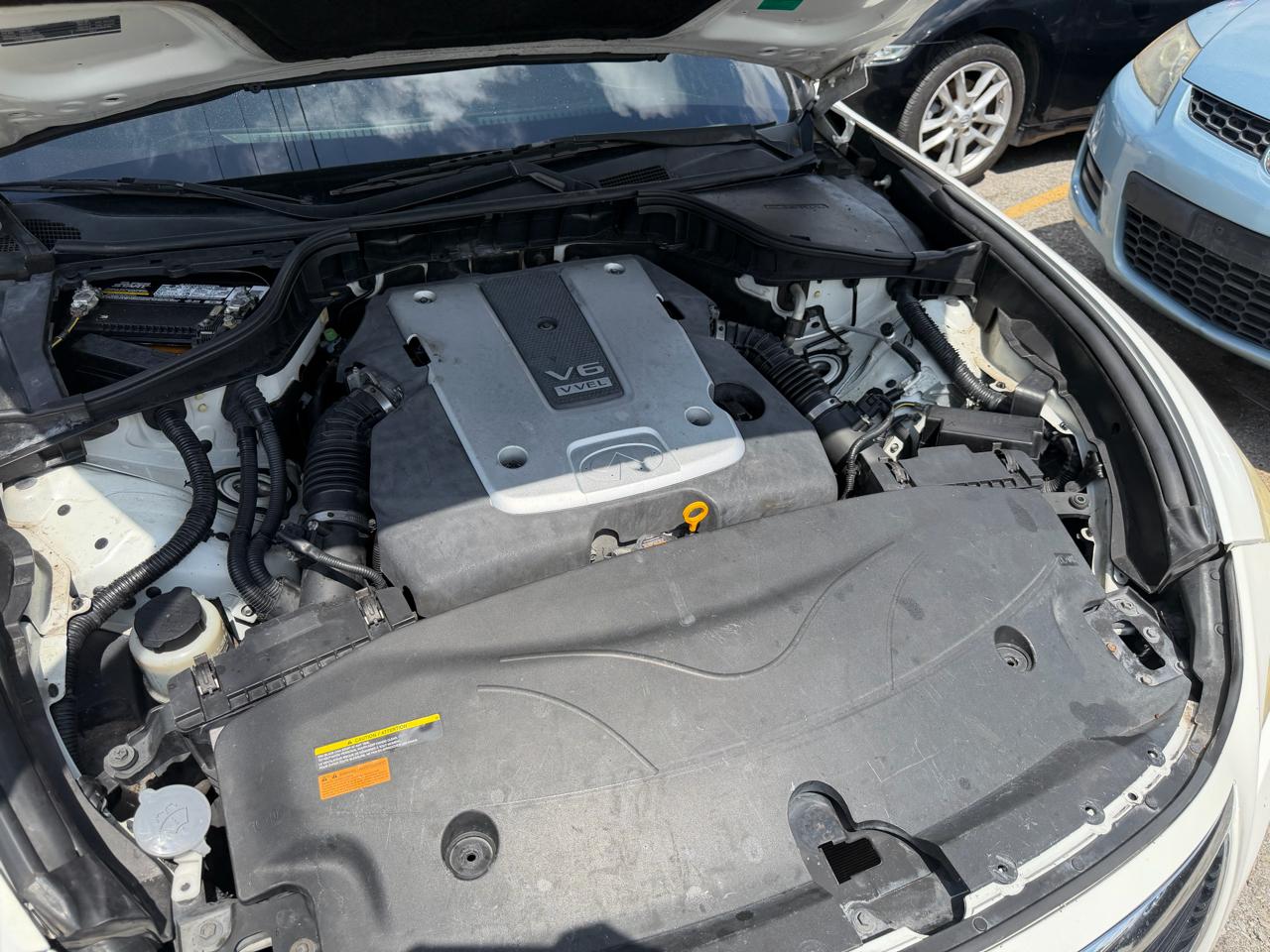 Infiniti M 37 2013