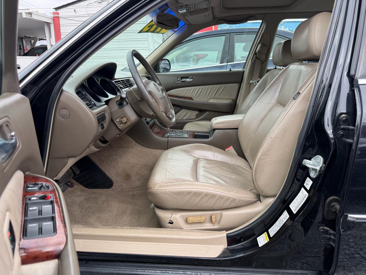 Acura RL 3.5RL with Nav. System 2000