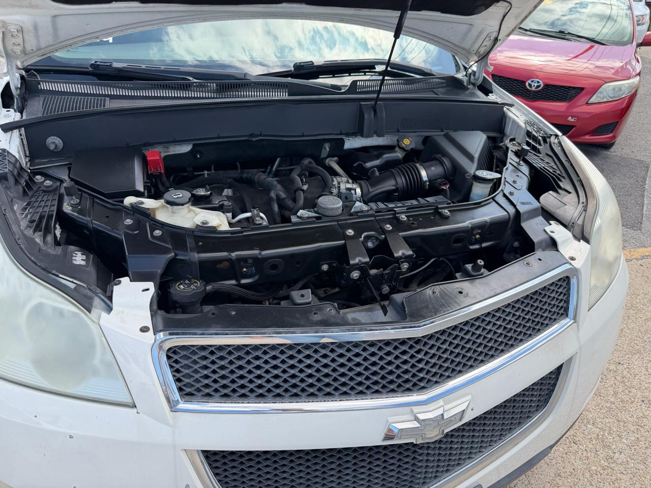 Chevrolet Traverse LS FWD 2011