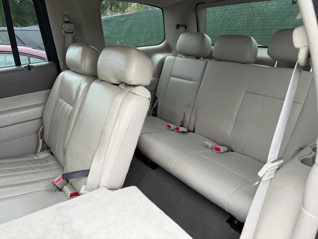 Dodge Durango Limited 2WD 2006