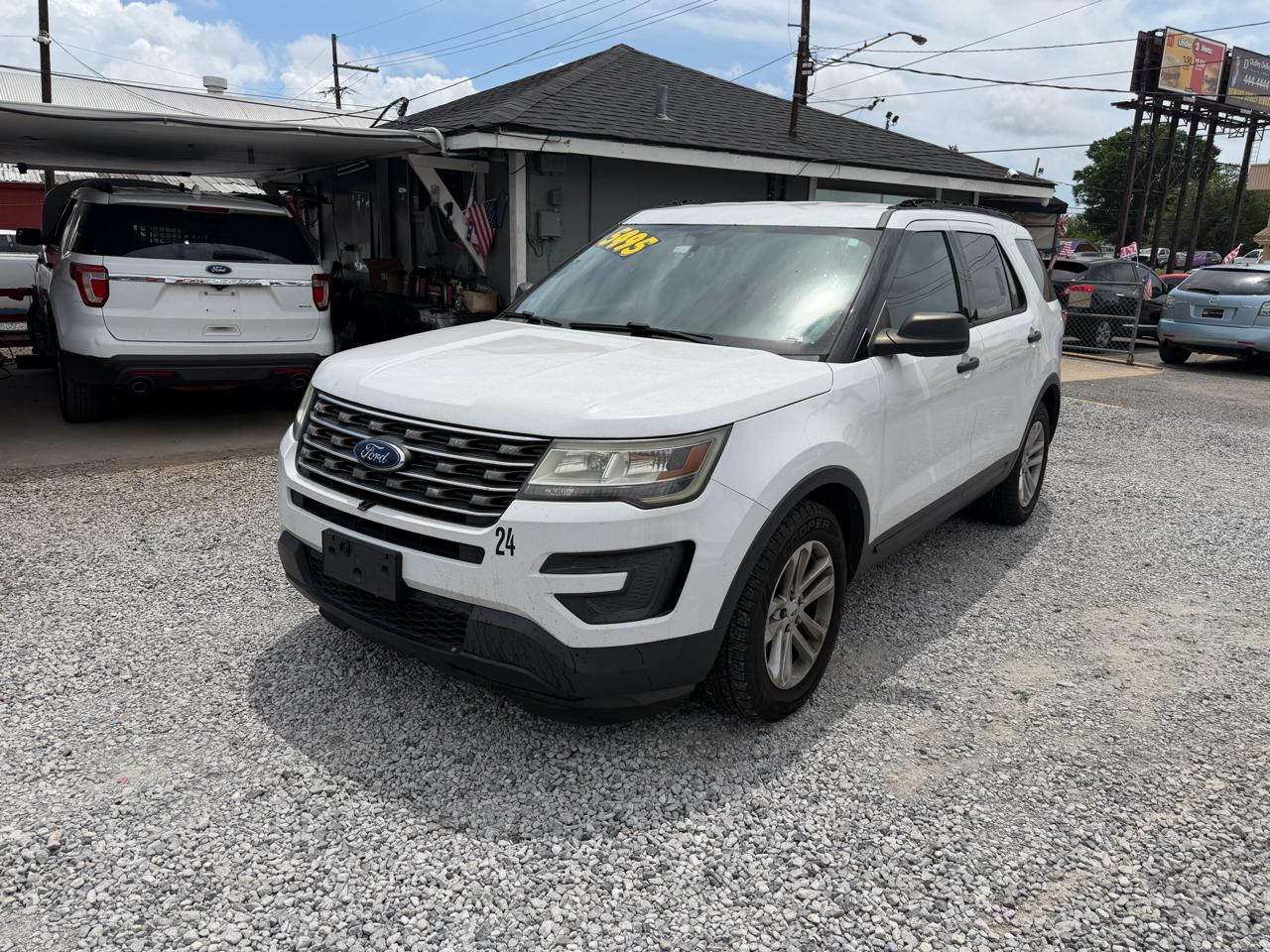 Ford Explorer Base FWD 2016