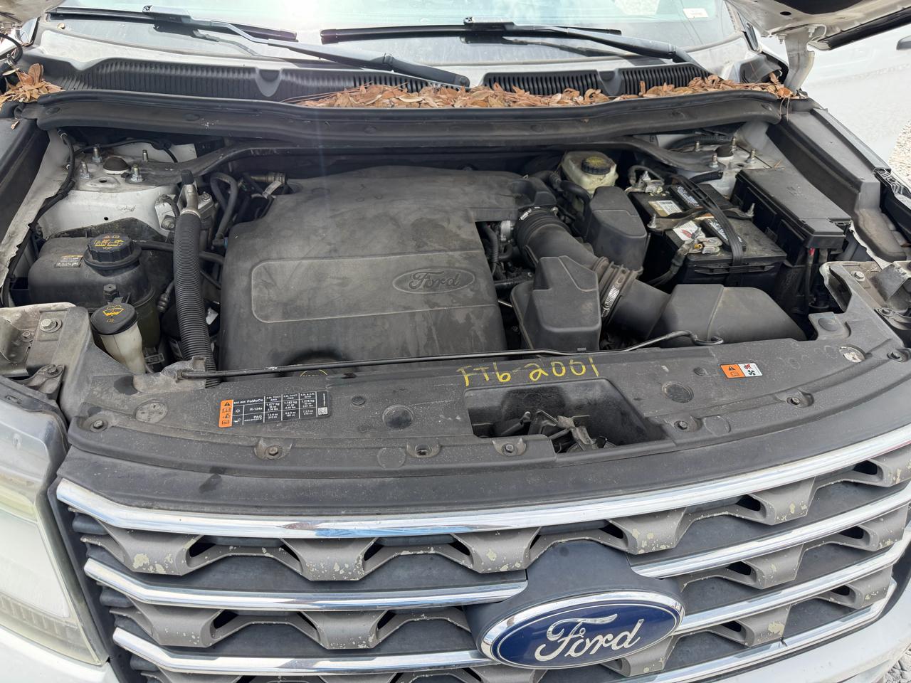 Ford Explorer Base FWD 2016