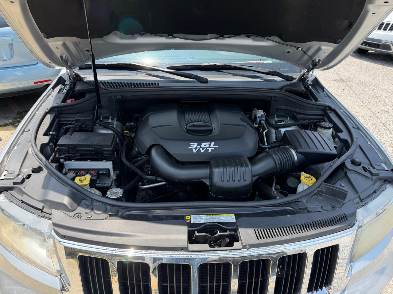 Jeep Grand Cherokee Laredo 2WD 2013