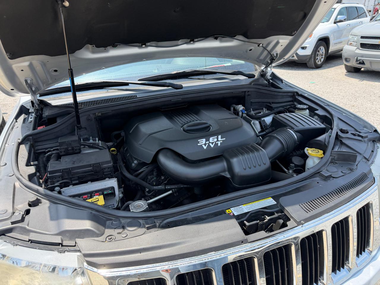 Jeep Grand Cherokee Laredo 2WD 2013