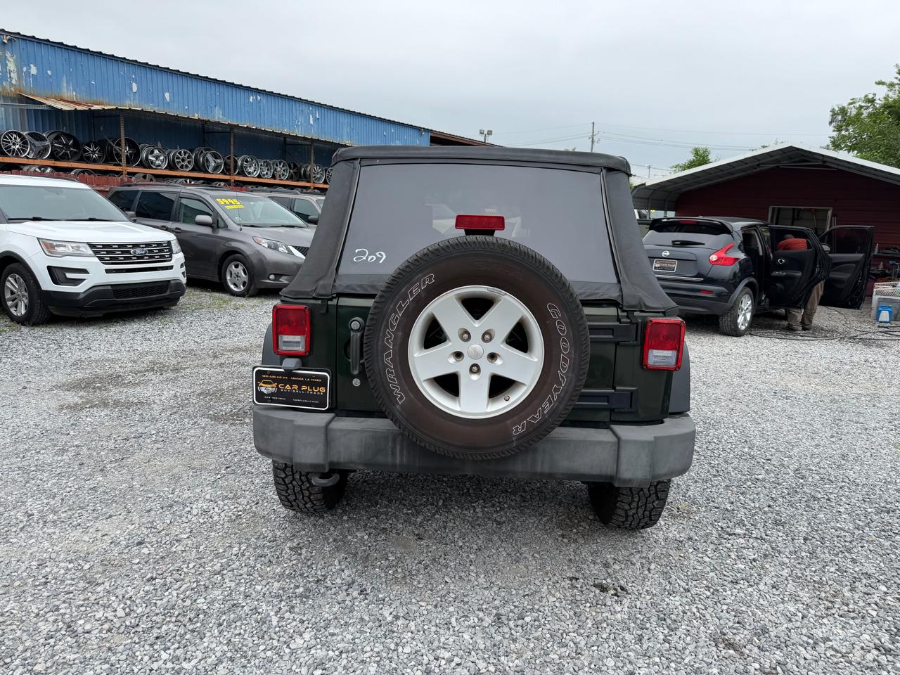Jeep Wrangler Unlimited Sport 4WD 2010