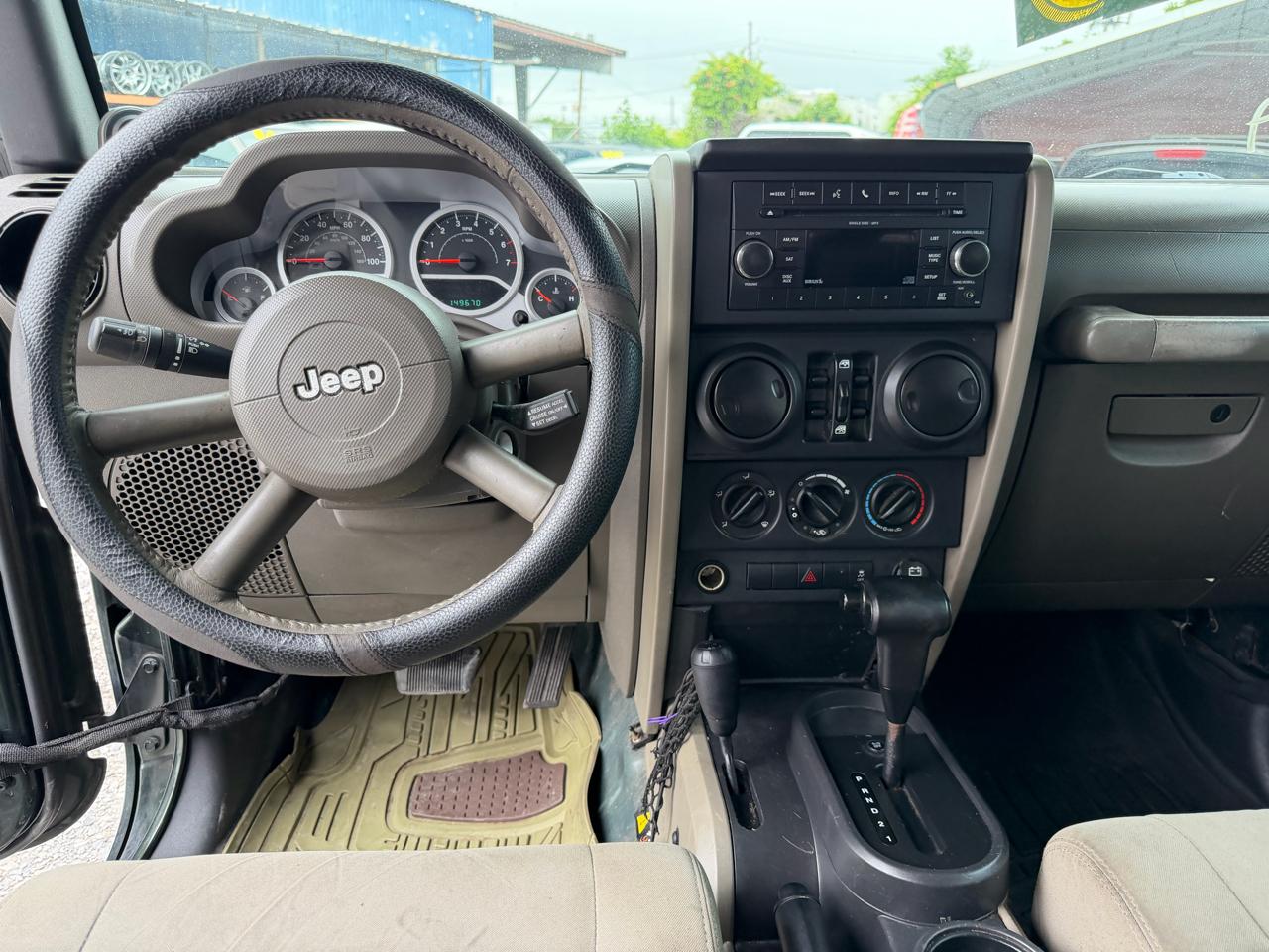 Jeep Wrangler Unlimited Sport 4WD 2010