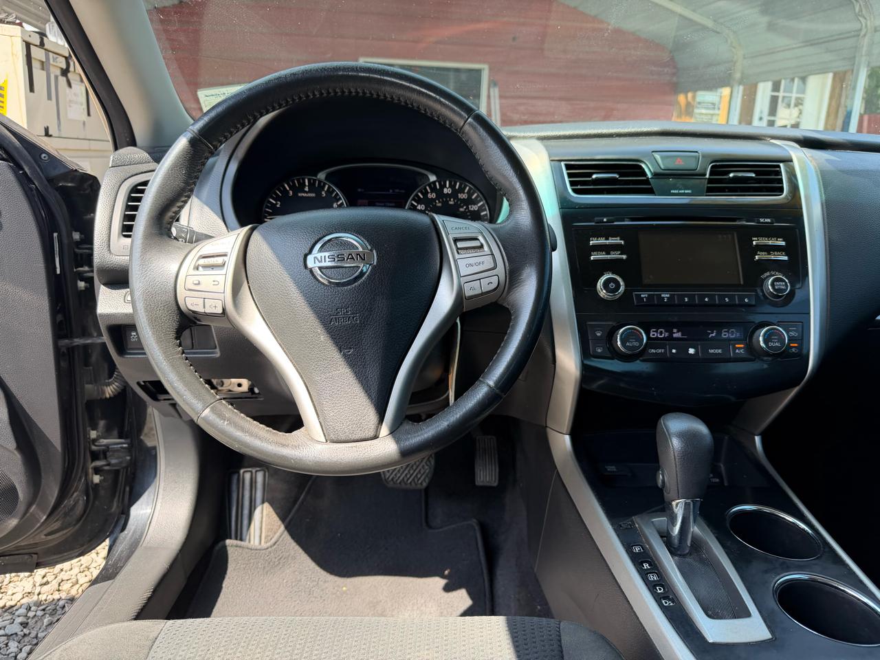 Nissan Altima 2.5 SV 2015