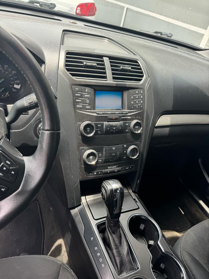 Ford Explorer XLT FWD 2018