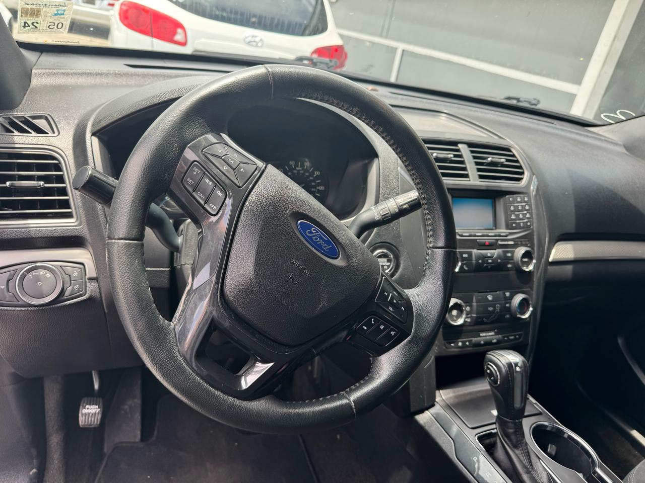 Ford Explorer XLT FWD 2018